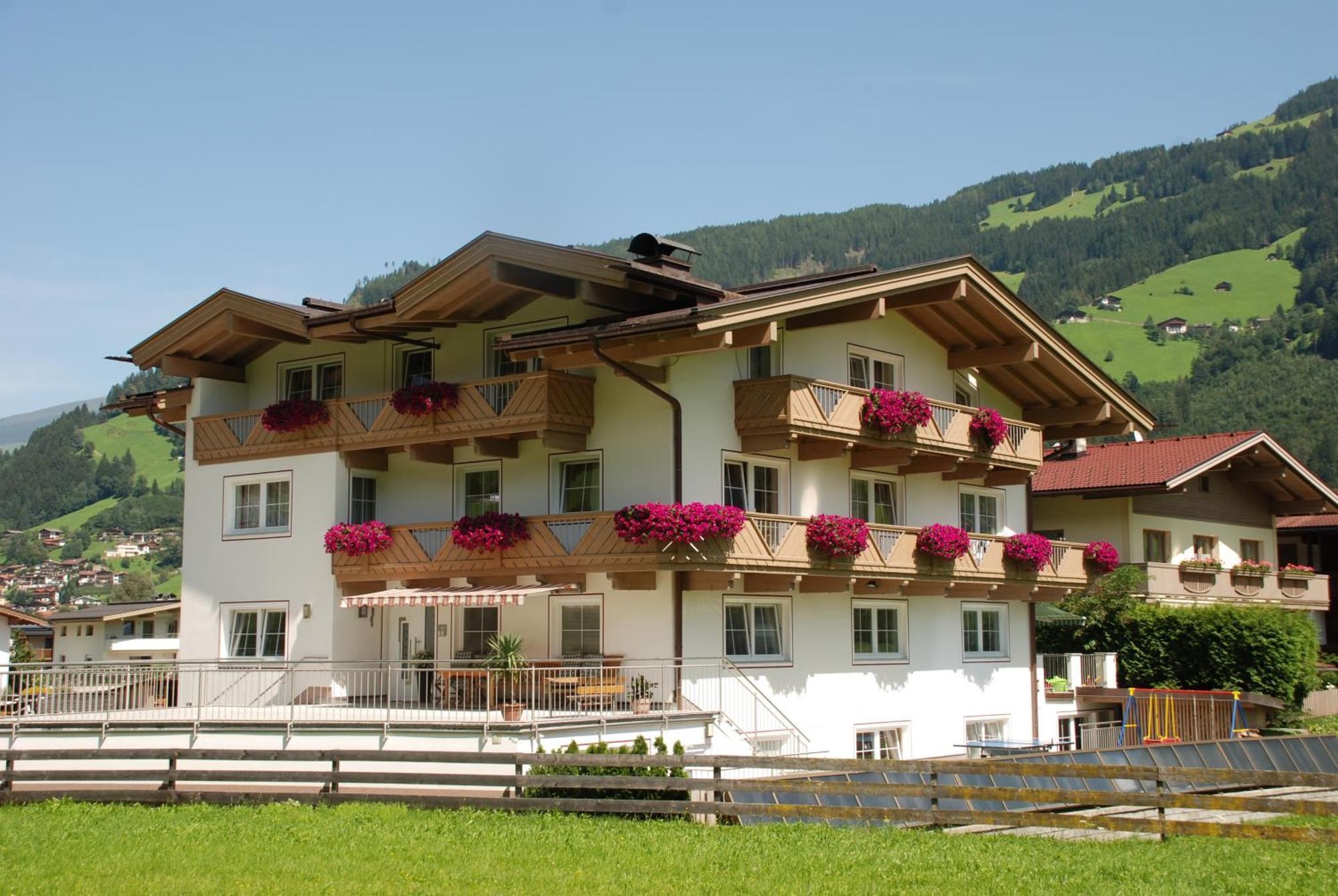 Appartements Olympia Mayrhofen Ngoại thất bức ảnh